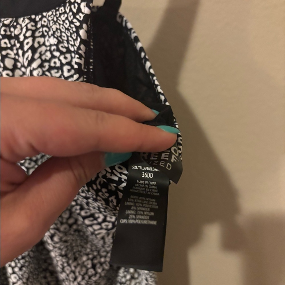 Coco Reef Printed Ultra Fit Underwire Bra-Sized Tankini Top - Picture 8 of 9